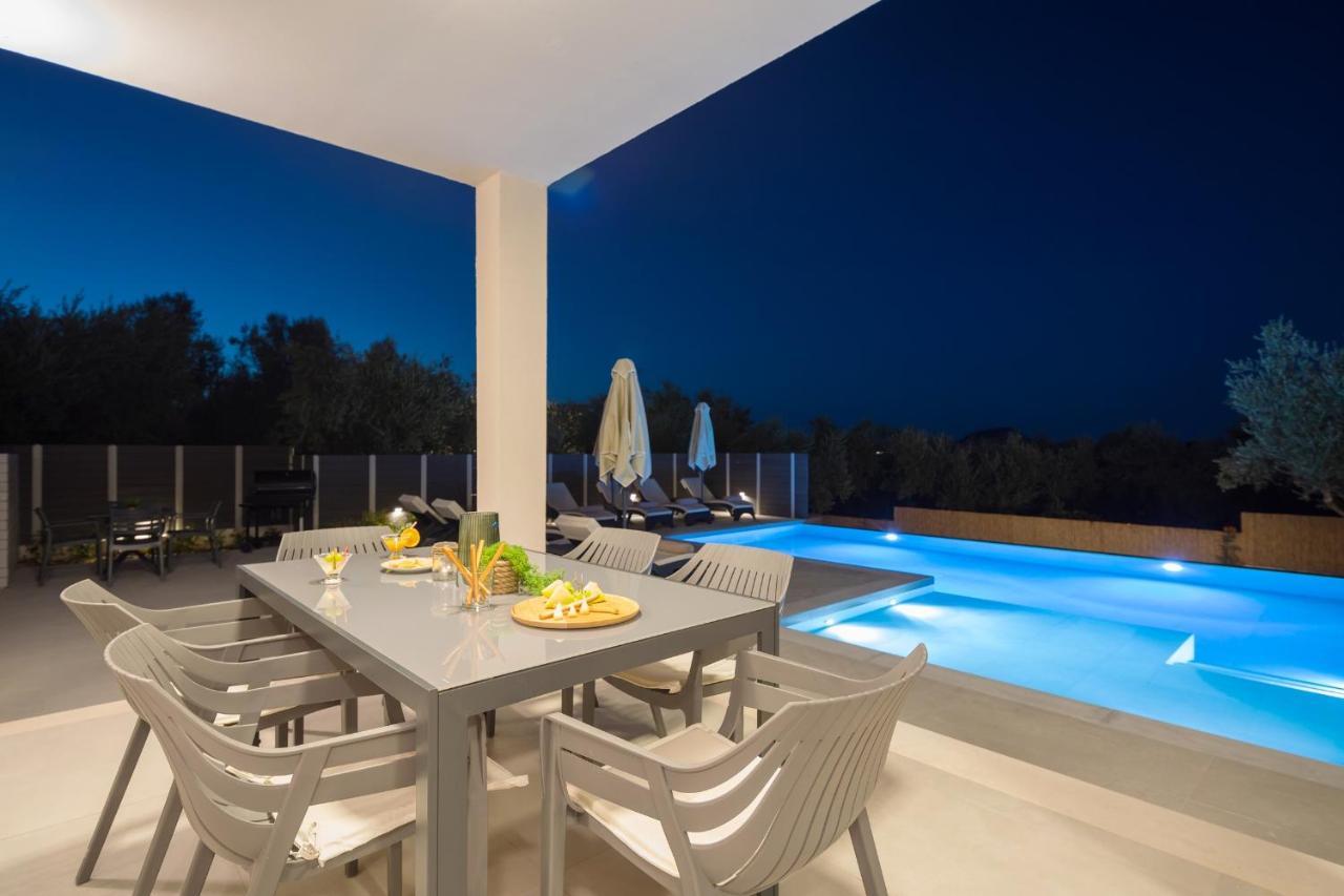 Villa Olivea Kalpaki  ภายนอก รูปภาพ